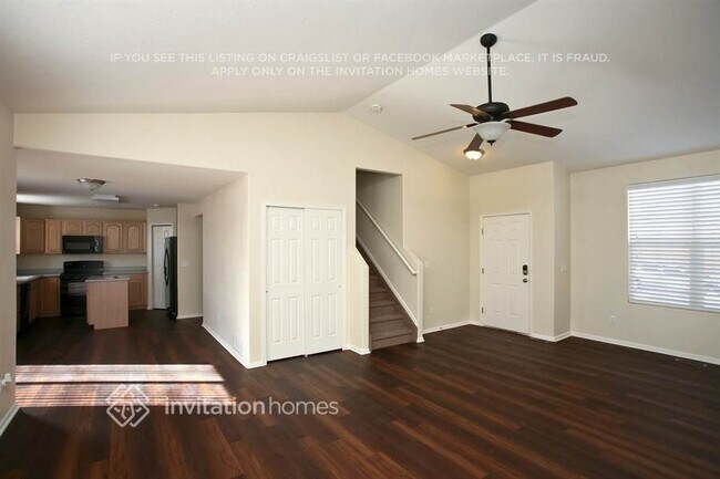 Building Photo - 1245 Legend Oak Dr