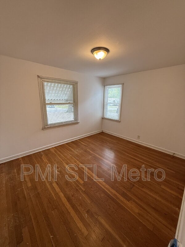 Building Photo - 1241 Avant Dr