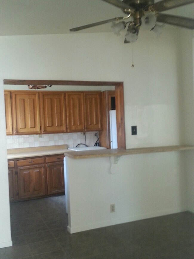 Foto del edificio - Single story Home