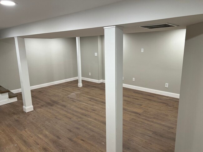 Foto del edificio - 2712 Shordell Dr