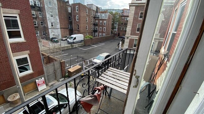 Foto del edificio - 6 Baldwin Pl