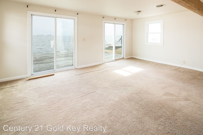 Building Photo - 2 br, 1 bath House - 10 S New Rd