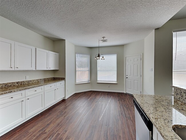 Foto del edificio - 38215 E Sulphur Creek Dr