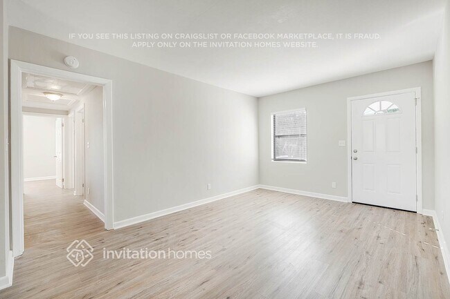 Foto del edificio - 4025 Loys Dr