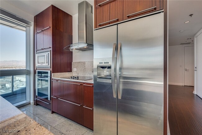 Building Photo - 4471 Dean Martin Dr