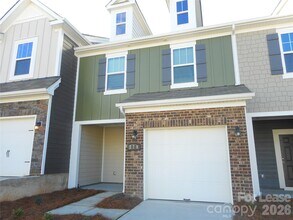 Building Photo - 270 Harpers Run Ln