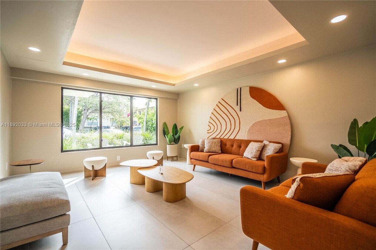 Foto principal - 6960 Rue Vendome