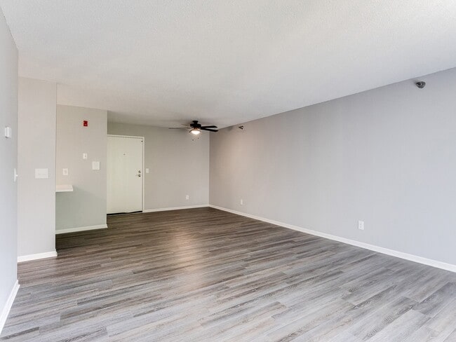 Spacious Living Area | White Pines Apartments | Shakopee MN - White Pines Apartments