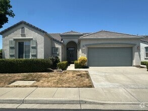 Building Photo - 1801 Kent Dr