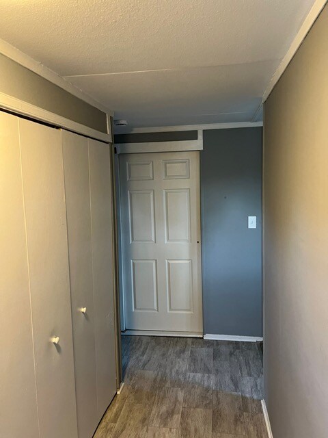 Foto del edificio - 2312 Burnette Dr