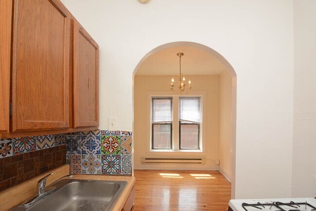 Foto del edificio - 3730 N Fremont St