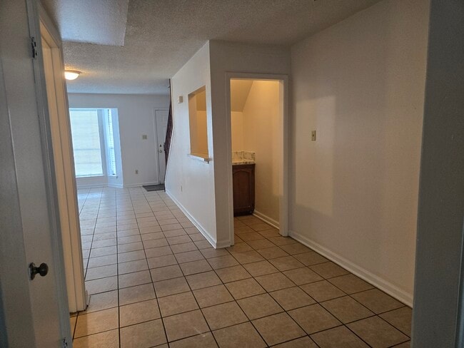 Foto del edificio - 113 Oak Ridge Ave