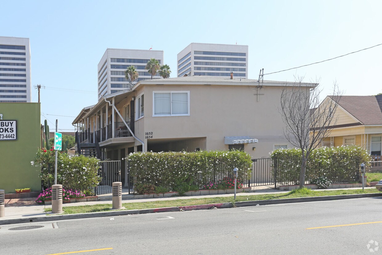Primary Photo - 1652 Sawtelle Blvd