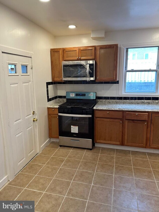 249 Sanford Rd, Upper Darby, PA 19082 Townhome Rentals in Upper Darby