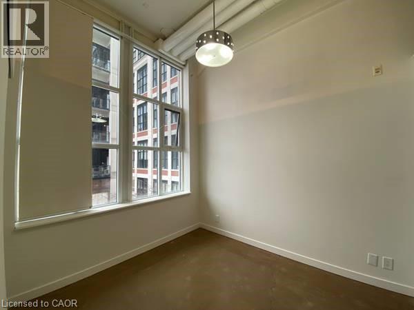 Building Photo - 404 King St W