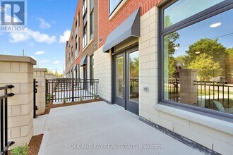 Building Photo - 385 Hill St