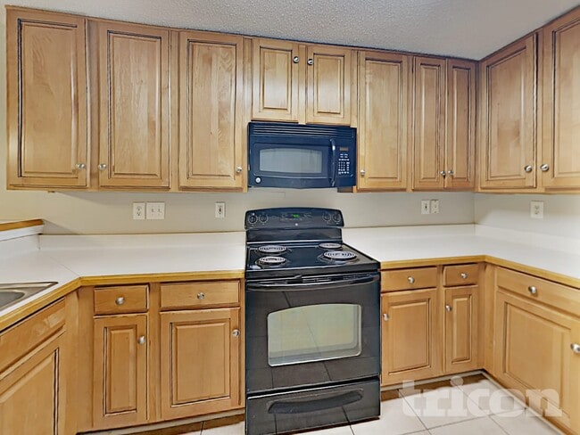 Building Photo - 130 Nowell Dr