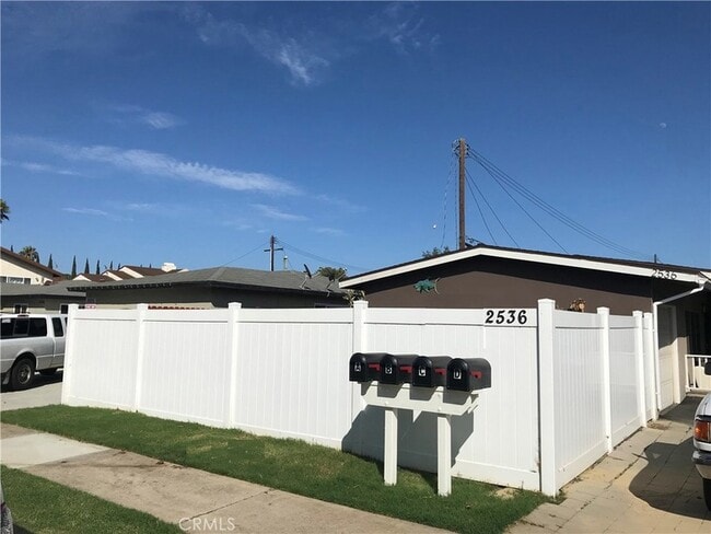 Photo - 2536 Orange Ave Townhome