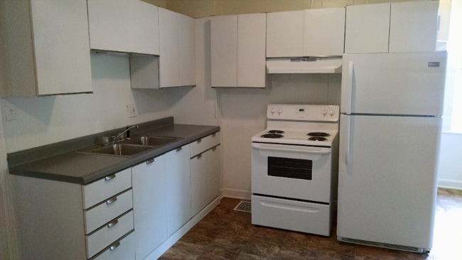 Foto del edificio - 1602 W Short Ave