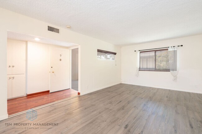 Foto del edificio - 2 Bedroom 2 Bath Condo in Pasadena!