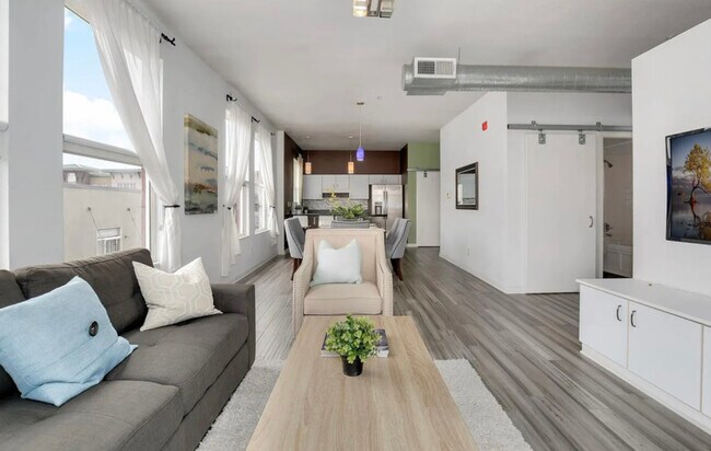 Foto del edificio - 2525 15th St