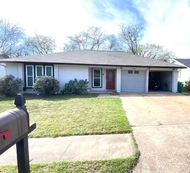 Foto del edificio - 10408 Leaning Willow Dr