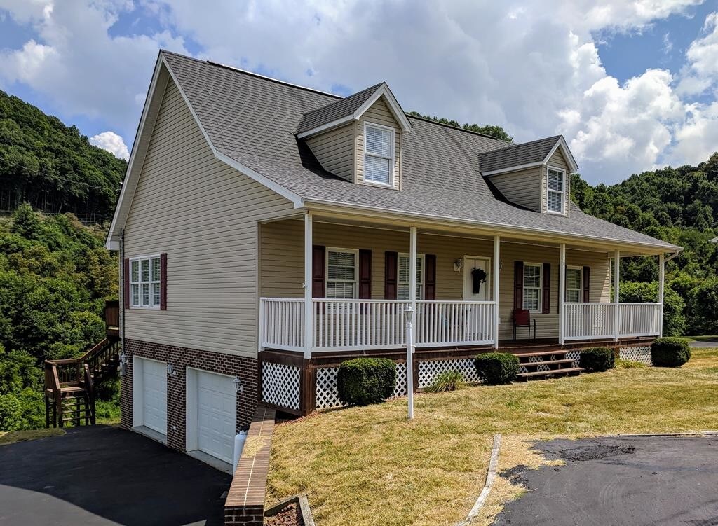 Primary Photo - 103 Hillside Dr
