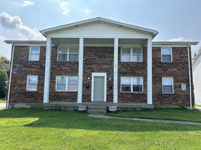 Building Photo - 4813 Saddlebrook Ln