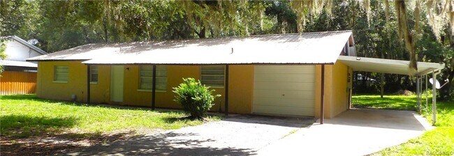 Foto del edificio - 8935 N Basswood Ave