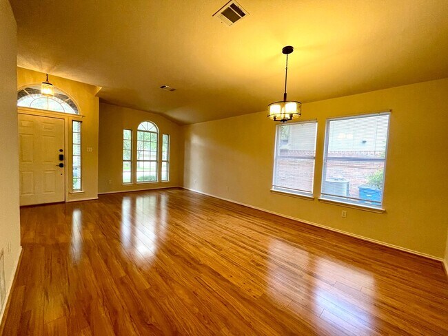 Foto del edificio - 4213 Walling Forge Dr