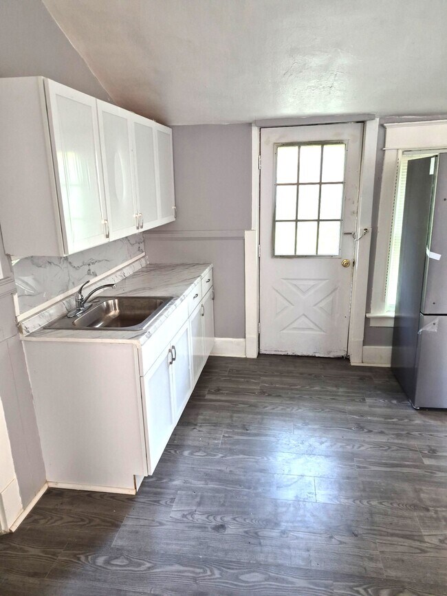 Foto del edificio - 2679 Cherry St