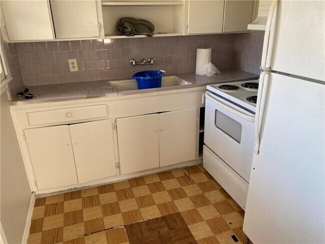 Foto del edificio - 1035 Haynes St