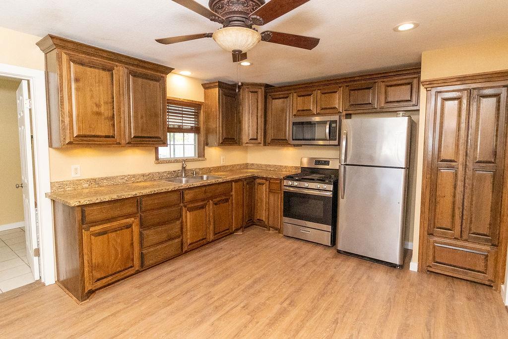 Primary Photo - 910 N Carol Ave