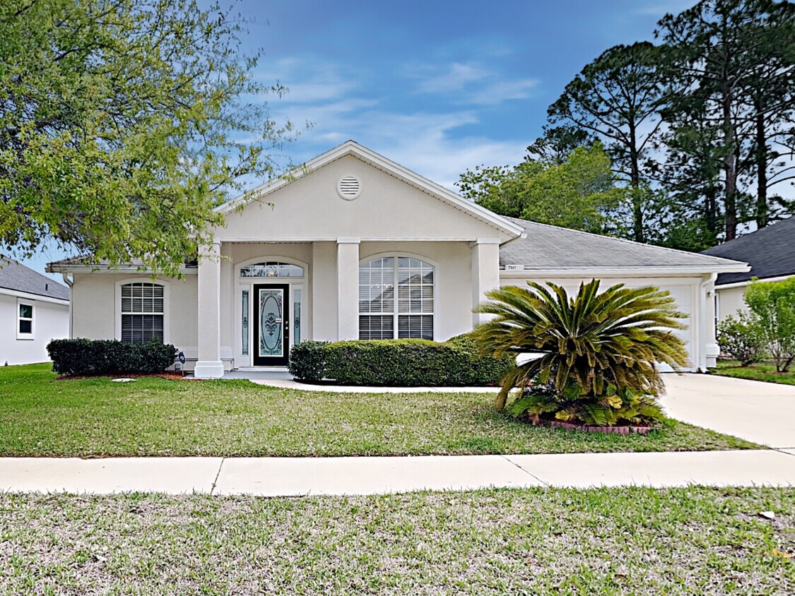 Primary Photo - 7537 Plantation Club Drive