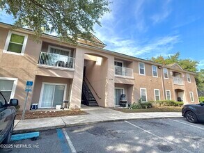 Building Photo - 6788 Manotak Oaks Dr