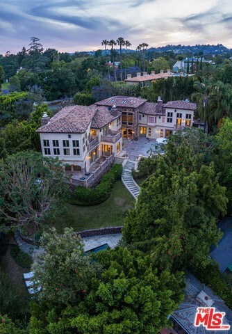 Foto del edificio - 206 N Carolwood Dr