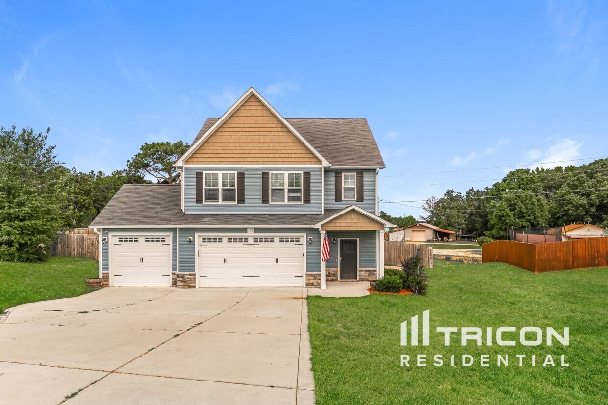 Foto principal - 121 Blue Chip Court Broadway NC