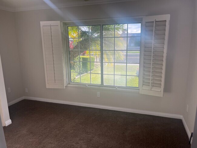 Foto del edificio - 17272 Golden View Ln