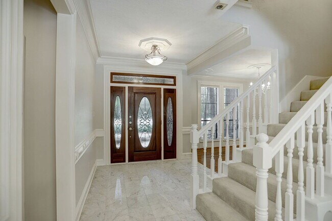 Foto del edificio - 127 Rush Haven Dr