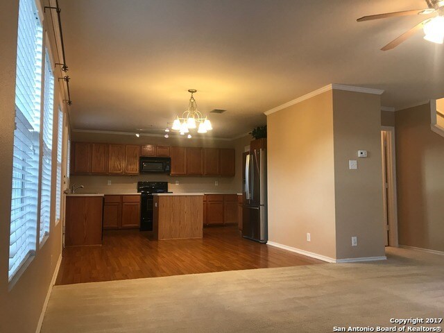 Building Photo - 8454 Silver Brush