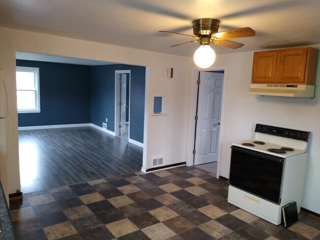 Building Photo - 214/216 Highridge Ave (Denmark)