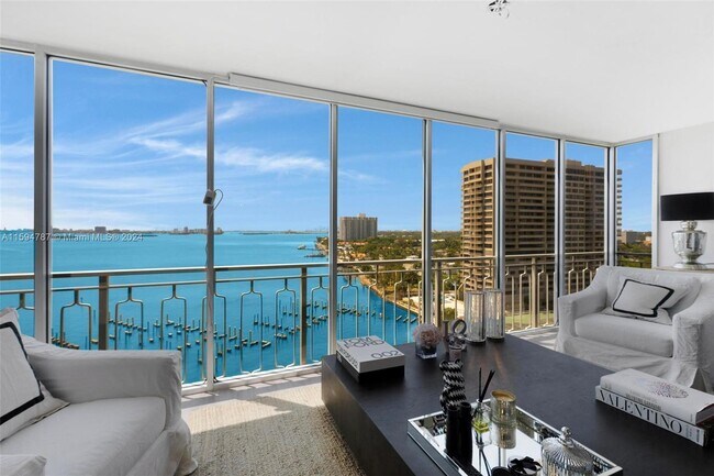 Building Photo - 11111 Biscayne Blvd