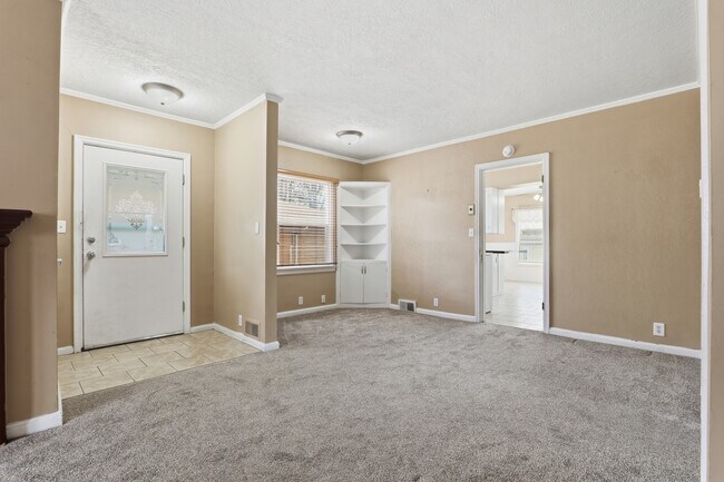 Foto del edificio - 2927 Brinker Ave