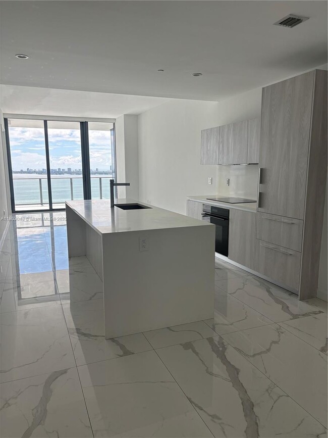 Photo - 480 NE 31st St Apartment