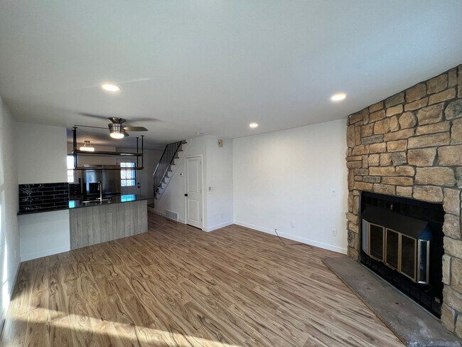 Foto del edificio - Beautiful Townhouse in Aurora