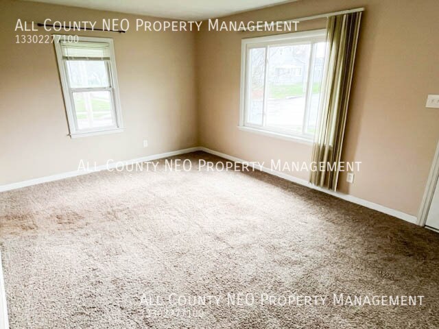 Building Photo - 844 Reed Ave