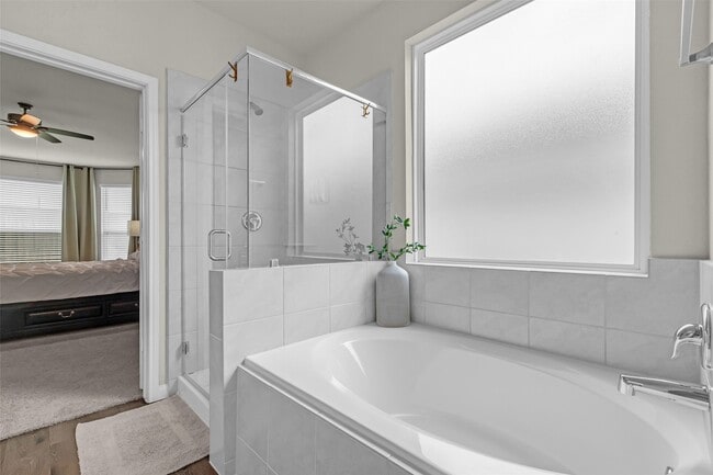 Building Photo - 14033 Lamprey Dr