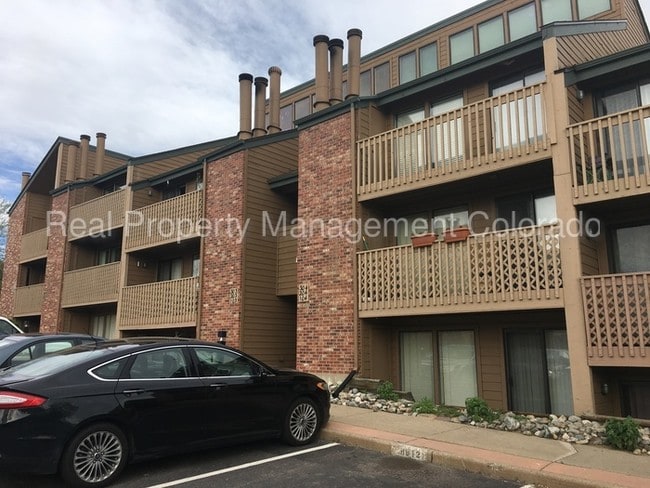 Building Photo - Lovely Condo in Shadow Hills!
