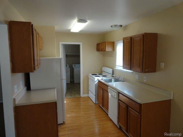 Building Photo - 34416 Bock St