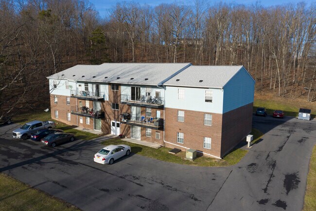 Foto del edificio - 14203 Cedarwood Dr SW